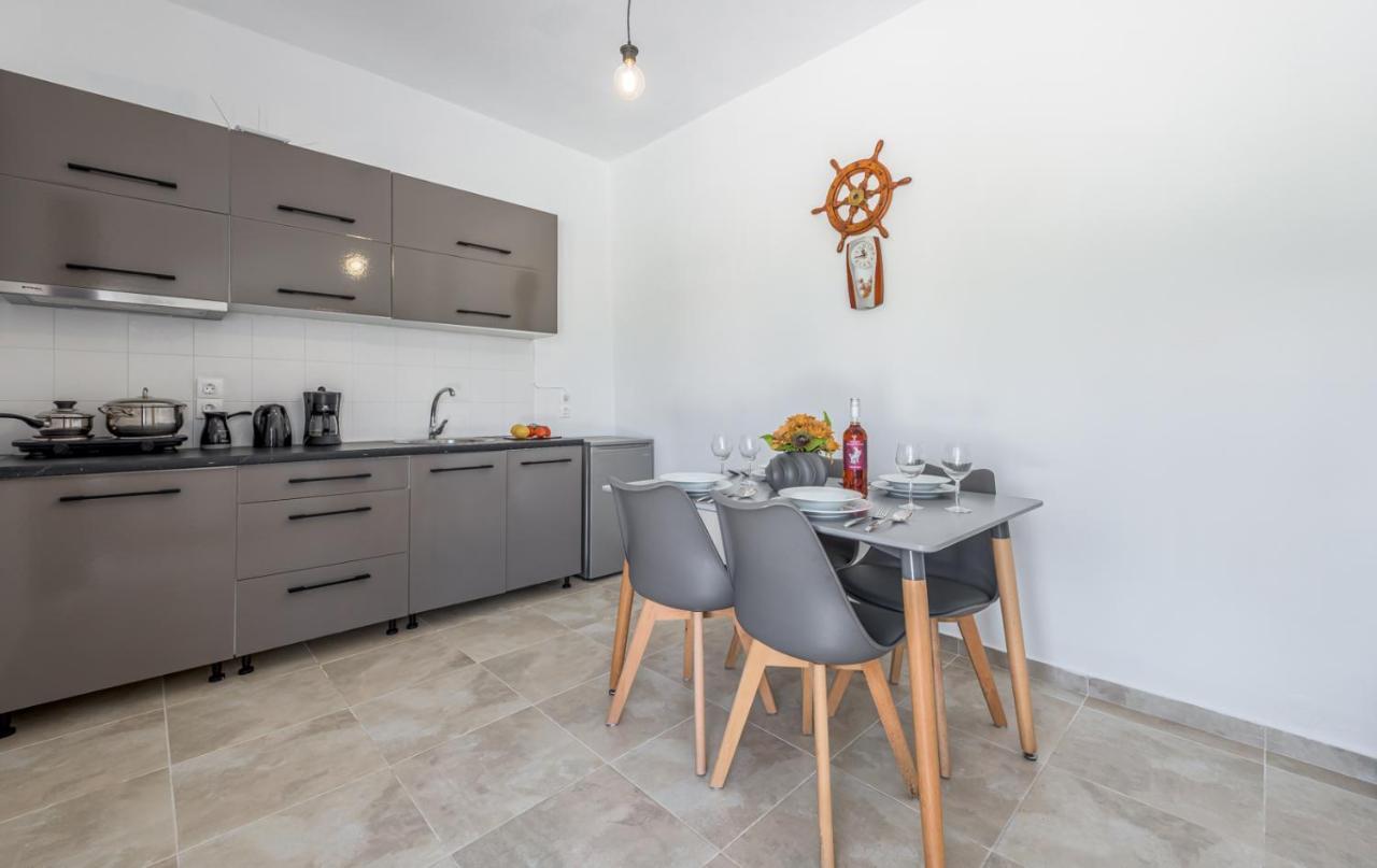Vila Capetan Fragkoulis Pollonia Exteriér fotografie