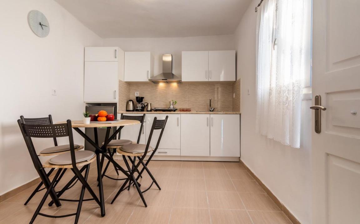 Vila Capetan Fragkoulis Pollonia Exteriér fotografie